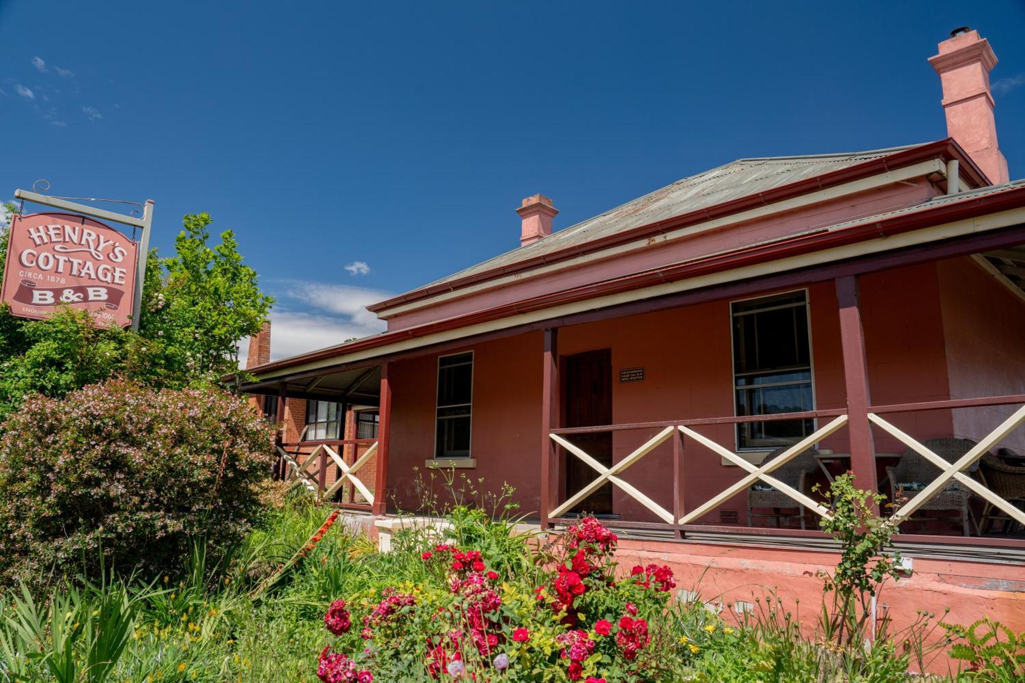 The Henry Parkes Tenterfield Exterior photo